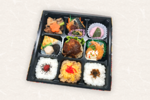 ハイカラ弁当（お茶付き）　1,500円（税込1,620円）