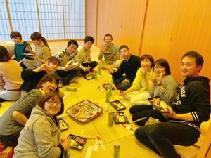 祭りの次は花見じゃー?